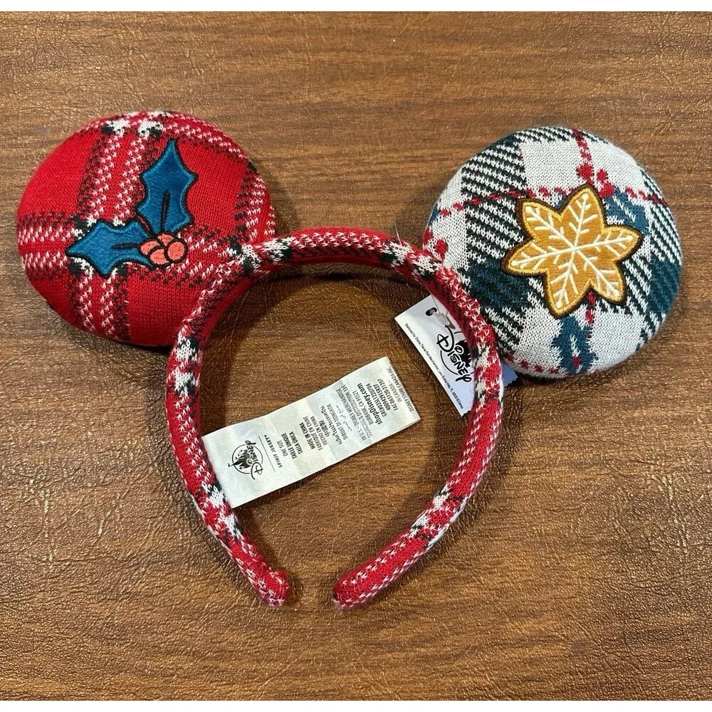 Disney Parks 2021 Mickey Mouse Holiday Christmas Sweater Ears
